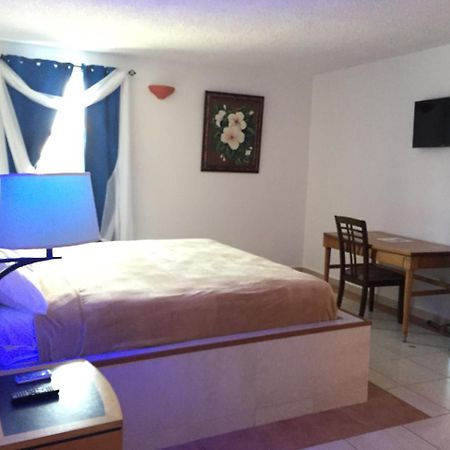 Levimar Guest House Левиттаун Екстериор снимка