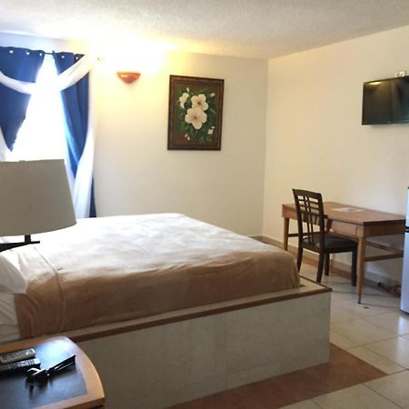 Levimar Guest House Левиттаун Екстериор снимка